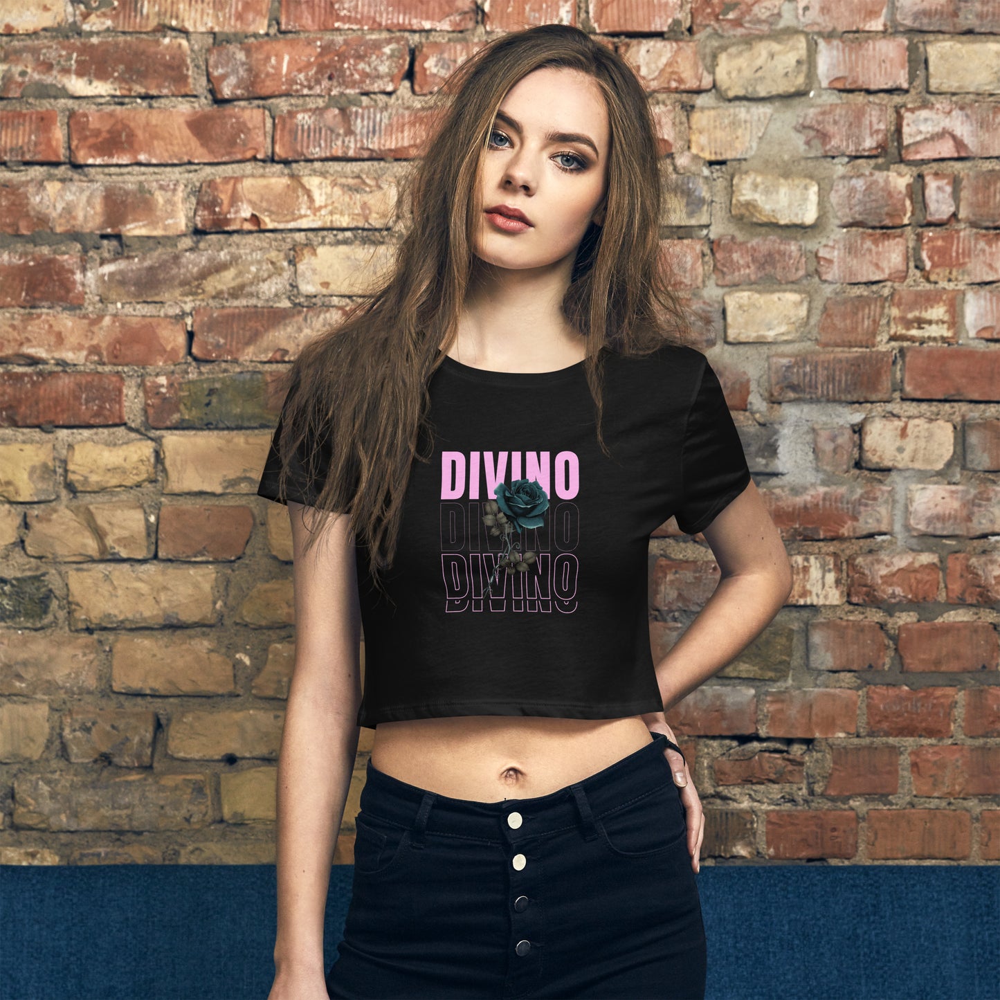 Divino Floral Women’s Crop Tee